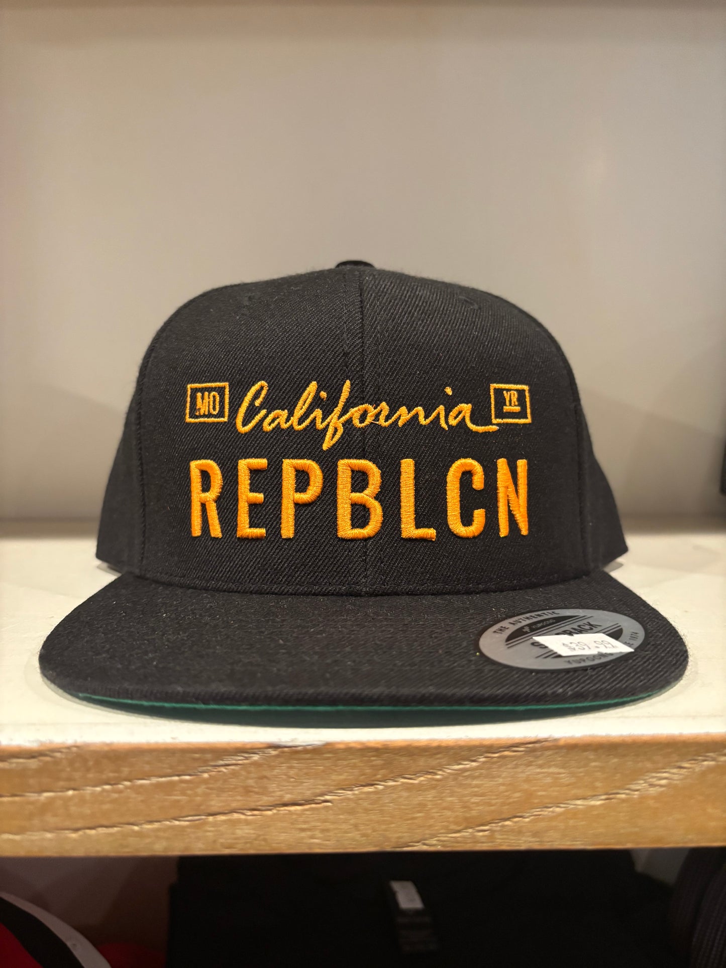 CALIFORNIA REPUBLICAN Cali Plate HAT